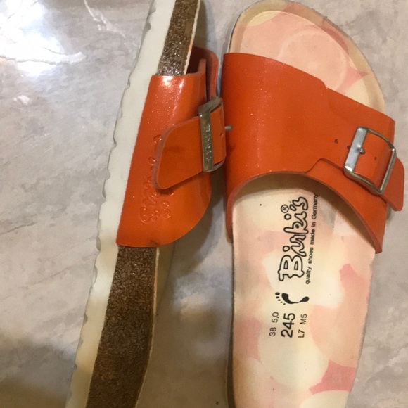 BIrki’s - Picture 3 of 5